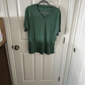 Source Unknown Women’s Forest Green V-Neck Tee